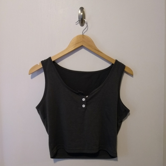 Tops - Cropped Tank With Buttons